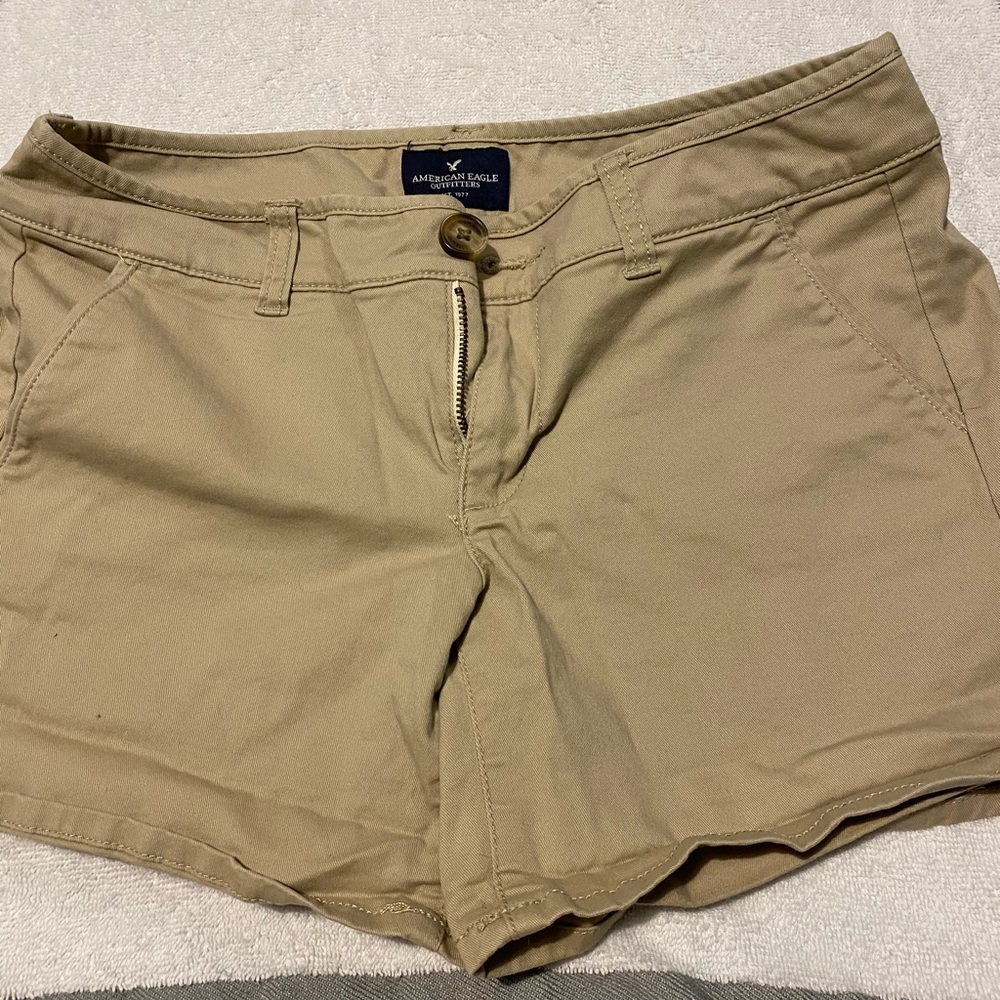 American Eagle Midi shorts NEVER WORN- Size 0